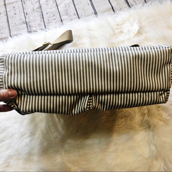 Skip Hop Duo Signature Striped Large Diaper Bag - Picture 3 of 6